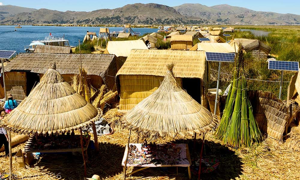 Peru-Puno-Lake-Titicaca
